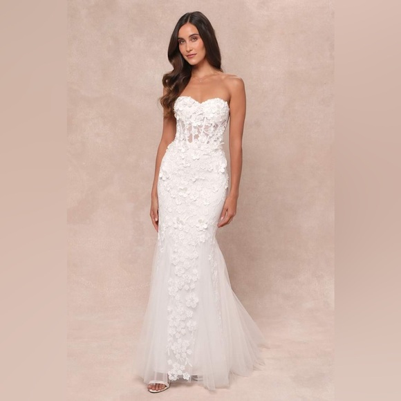 LULU’S Adoring Bliss White Tulle Strapless Lace Up Mermaid Maxi Dress - Picture 3 of 5